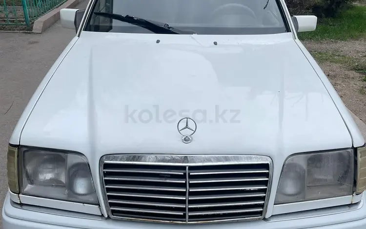 Mercedes-Benz E 280 1994 года за 2 450 000 тг. в Алматы