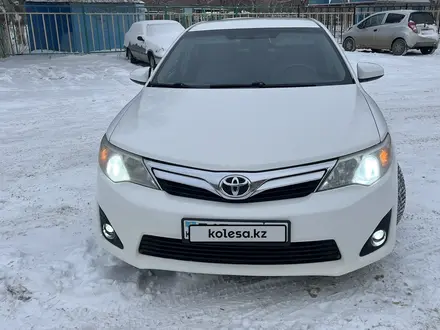 Toyota Camry 2013 года за 8 300 000 тг. в Актобе – фото 9