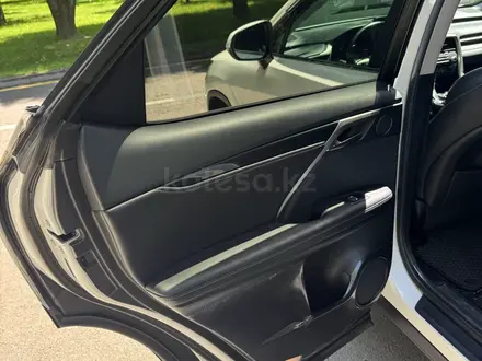 Lexus RX 300 2018 года за 20 500 000 тг. в Алматы – фото 16
