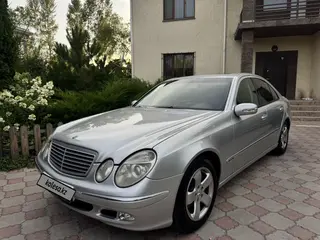 Mercedes-Benz E 240