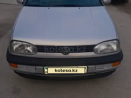 Volkswagen Golf 1996 года за 1 900 000 тг. в Шымкент