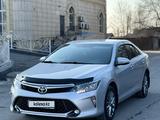 Toyota Camry 2017 года за 14 400 000 тг. в Семей