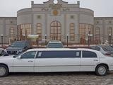 Lincoln Town Car 1999 года за 2 500 000 тг. в Костанай – фото 2