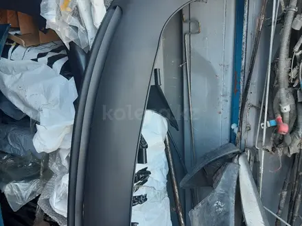 Губа бампера А6-С4кузов за 12 000 тг. в Астана