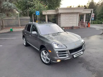 Porsche Cayenne 2008 года за 9 300 000 тг. в Алматы