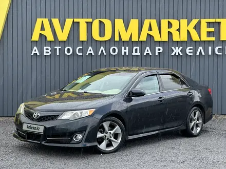 Toyota Camry 2012 года за 7 600 000 тг. в Актобе