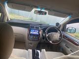Toyota Ipsum 2001 года за 2 750 000 тг. в Уральск – фото 2