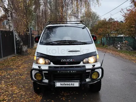 Mitsubishi Delica 1997 года за 4 950 000 тг. в Алматы – фото 3