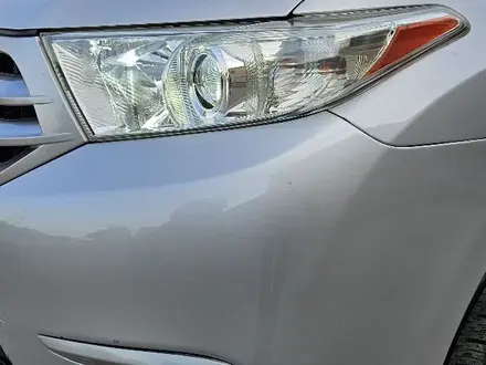 Toyota Highlander 2013 года за 9 980 000 тг. в Алматы – фото 8