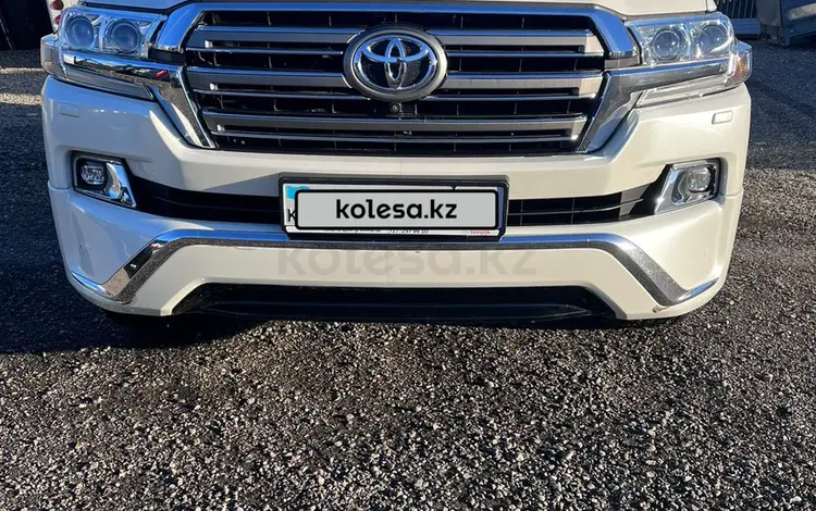 Toyota Land Cruiser 2015 годаүшін35 000 000 тг. в Усть-Каменогорск