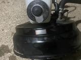 Тормозной вакуум цилиндр правый руль обьем 3.4 за 15 000 тг. в Алматы