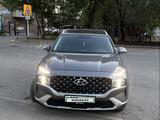 Hyundai Santa Fe 2023 года за 16 200 000 тг. в Астана – фото 2