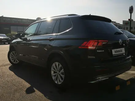 Volkswagen Tiguan 2019 года за 12 250 000 тг. в Алматы – фото 8