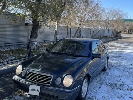 Mercedes-Benz E 200 1995 года за 2 300 000 тг. в Караганда – фото 6