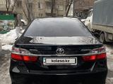 Toyota Camry 2015 года за 10 700 000 тг. в Алматы – фото 2