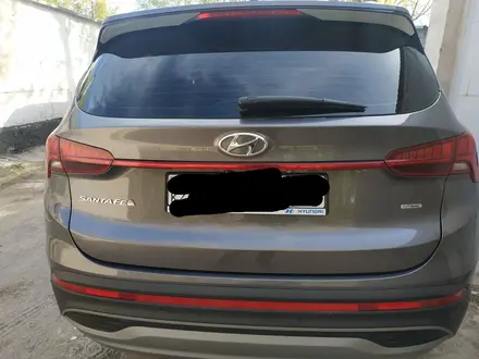 Hyundai Santa Fe 2021 года за 17 050 000 тг. в Караганда – фото 2