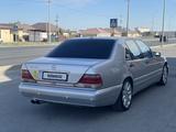 Mercedes-Benz S 500 1998 года за 5 000 000 тг. в Атырау – фото 5