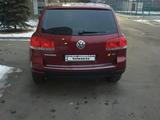 Volkswagen Touareg 2005 года за 5 500 000 тг. в Алматы – фото 4