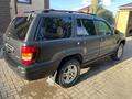 Jeep Grand Cherokee 2000 года за 3 500 000 тг. в Актобе – фото 2