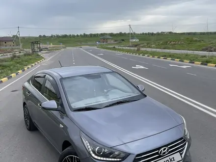 Hyundai Accent 2019 года за 8 000 000 тг. в Шымкент – фото 4