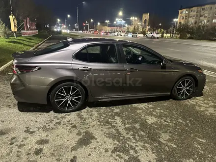 Toyota Camry 2021 года за 13 000 000 тг. в Тараз – фото 31