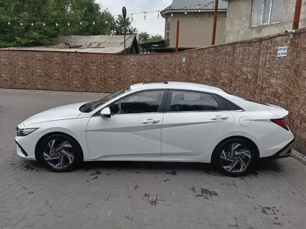 Hyundai Elantra 2024 года за 9 500 000 тг. в Алматы – фото 3