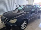 Mercedes-Benz C 240 2000 года за 2 600 000 тг. в Актау – фото 2