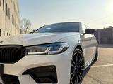 BMW 540 2018 года за 15 800 000 тг. в Алматы – фото 3