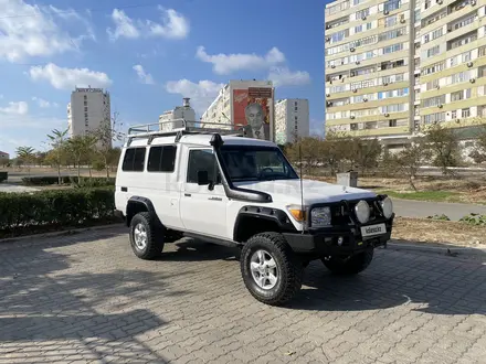 Toyota Land Cruiser 2007 года за 25 000 000 тг. в Актау – фото 2