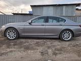 BMW 528 2013 года за 7 500 000 тг. в Уральск – фото 2