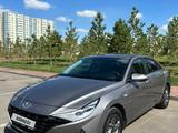 Hyundai Elantra 2022 года за 9 800 000 тг. в Астана – фото 2