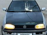 Volkswagen Golf 1993 года за 1 500 000 тг. в Актобе – фото 3