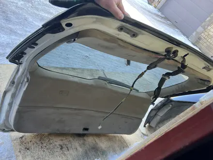 Крышка багажника Lexus RX350 RX330 Harrier за 110 000 тг. в Караганда – фото 4