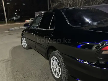 Mitsubishi Galant 1994 года за 1 000 000 тг. в Усть-Каменогорск – фото 3