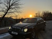 Mercedes-Benz E 230 1996 годаfor2 850 000 тг. в Шымкент