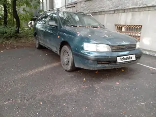 Toyota Carina E