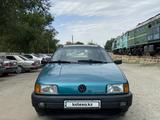 Volkswagen Passat 1990 годаfor2 600 000 тг. в Тараз