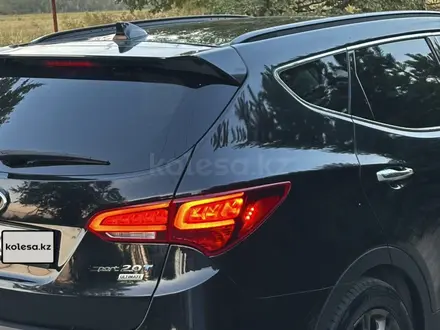 Hyundai Santa Fe 2017 года за 9 600 000 тг. в Алматы – фото 3
