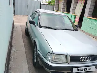 Audi 80