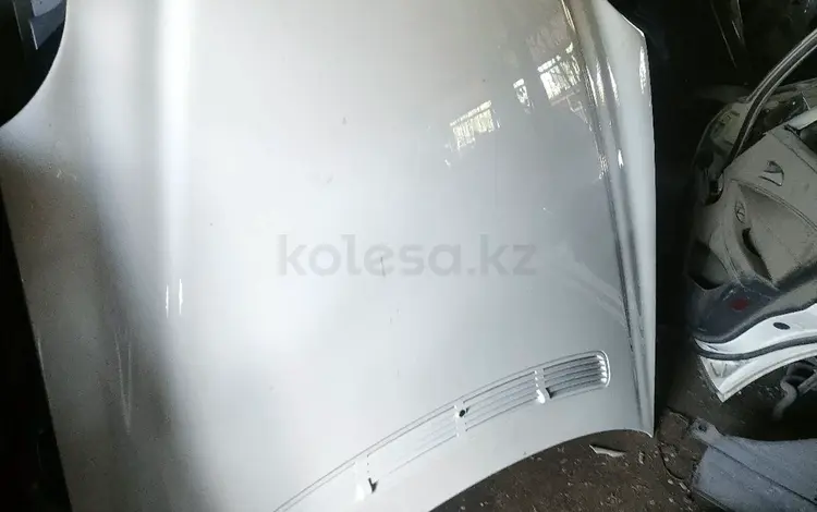 Капот на w211. Есть разные цвета за 5 000 тг. в Алматы