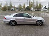 Mercedes-Benz E 240 2004 года за 3 999 000 тг. в Кокшетау – фото 4