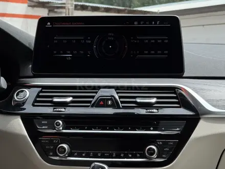 BMW 540 2021 года за 26 000 000 тг. в Алматы – фото 14