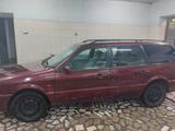 Volkswagen Passat 1994 годаүшін2 300 000 тг. в Тараз – фото 3