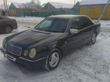 Mercedes-Benz E 220 1996 года за 2 800 000 тг. в Актобе