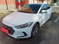 Hyundai Elantra 2018 года за 8 300 000 тг. в Уральск – фото 4