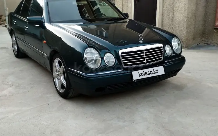 Mercedes-Benz E 280 1996 годаүшін2 000 000 тг. в Актау
