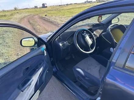 Mitsubishi Carisma 1999 года за 1 100 000 тг. в Караганда – фото 14