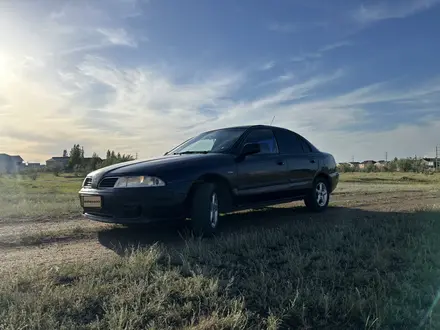Mitsubishi Carisma 1999 года за 1 100 000 тг. в Караганда – фото 2