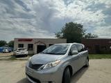 Toyota Sienna 2014 годаүшін7 500 000 тг. в Уральск – фото 2