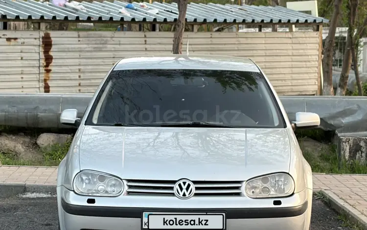 Volkswagen Golf 1998 годаүшін2 500 000 тг. в Астана